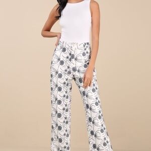 Lulus Auroria White Embroidered High-rise Cropped Pants - Size M